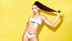 Alexis Tae still looks the hottest as she gets assfucked