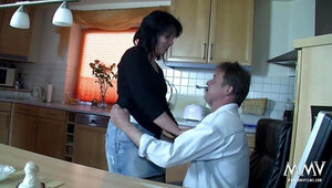 German Mature banged in the kitchen