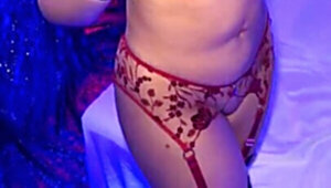 Horny chick Sarah Arabic is ready for some kinky action
