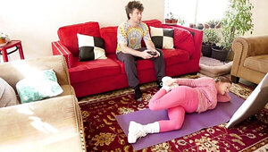 Pregnant stepsis is seeking hardcore fucking on all fours