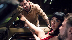 Vince Karter and Lucky Fate in a video with Little Puck