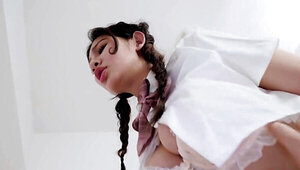 Slutty Chinese girl is exploring her kinky desires