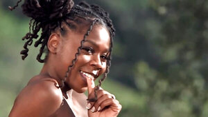 Black princess Hazel Grace masturbates in a red pickup truck