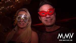 Horny swingers party