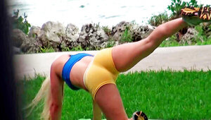 Blonde is in need of a good hump after a workout outside