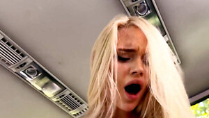 Charlie Dean prepares to fuck the thick babe Era Queen