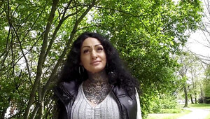 Inked & pierced MILF gives up her ass for a deep drilling