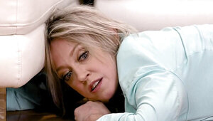 Unstuck MILF is going to reward another MILF with fucking