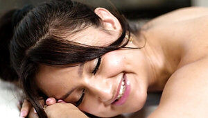 Sensational teen client fucking her sexy masseuse