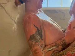 Big tits Skylar Vox gets a magic dick