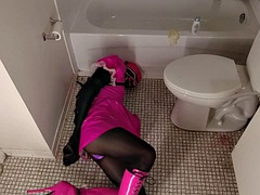 Sissy Maid Tied in the Bathroom