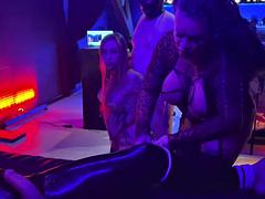 緊縛, デカパイ, ブロンド, フェラチオ, デンマーク人, フェムドム, 淫乱熟女, タトゥー