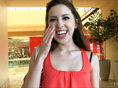 Detailní, Tanec, Extrémní, Prstění, Masturbace, Orgasmus, Na veřejnosti, Sólo