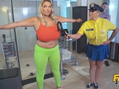 Belle grosse femme bgf, Gros cul, Gros seins, Blonde, Plantureuse, Européenne, Doigter, Mère que j'aimerais baiser