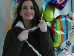 Velký zadek, Velké kozy, Brunetka, Evropské, Sezeni na obličeji, Líbání, Výprask, Pička