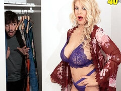 Iso perse, Iso kulli, Isot tissit, Blondi, Suihinotto, Takaapäin, Äiti jota haluaisin panna, Tissit