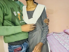 18 anos, Boquete, Feito em casa, Indianoa, Magrinha, Adolescente, Tetas, Uniforme