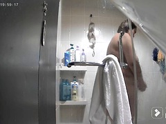 Pinoy wife spycam in the shower