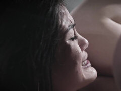 18 jahre, Bad, Geschnappt, Familie, Erstes mal, Masturbation, Dusche, Jungendliche (18+)