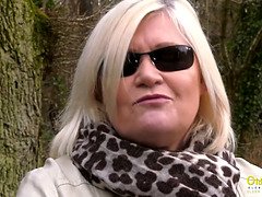 Stora tuttar, Bystig, Fingering, Hd, Kysser, Underkläder, Mamma, Naturlig