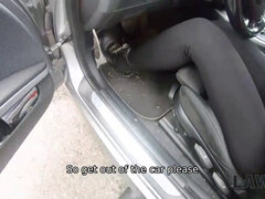 Όμορφη, Μελαχροινή, Σε στάση σκύλου στα τέσσερα, Αυνανισμός, Μουνί, Ρουφώντας, Έφηβος, Στολή