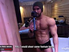 Velké péro, Fetiš, Gay, Masturbace, Svaly, Sólo