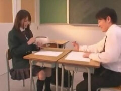 Asiater, Skole, Fetisj, Japaner, Pissing