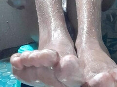 Salle de bains, Grosse bite, Indienne, Masturbation, Solo