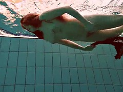 The hottest underwater porn with Vesta