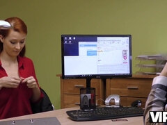 Kuřba, Prsatá, Pár, Přírodní prsa, Kancelář, Realita, Zrzavé, Kozičky