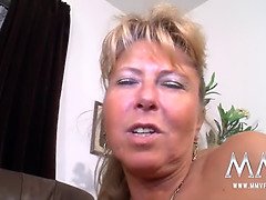 Enthousiasteling, Mooie dikke vrouwen, Mollig, Oudere vrouw, Hd, Moeder die ik wil neuken, Trio, Tieten likken