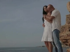 BEACH ENJOY (JUST MARRIED)