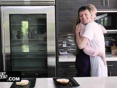 Stepbrother Pranks Bunny Colby And Fills Her With Hot Jizz - Bunny colby creampie cumshot