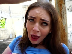 Sucer une bite, Gorge profonde, Hard, Argent, De plein air, Public, Chatte, Rasée