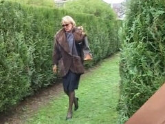 Amatoriale, Anale, Grande cazzo, Pompino, Facesitting, Capellona, Retrò, Terzetto