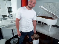 Baben, Stor kuk, Avsugning, Hardcore, Bröstvårtor, Liten och nätt, Pov, Verklighet