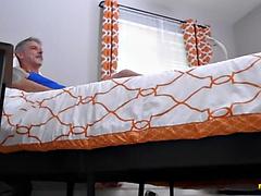 A Bite Before Bed - DADDY GIANT 39 - Richard Lennox