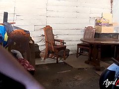 Stora tuttar, Avsugning, Brittisk, Cougar, Mogen, Naturliga tuttar, Skriker, Trekant