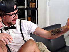 항문, 큰 음경, 오랄섹스, 커플, 피스팅, 갈라지는, 게이, 근육