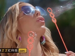 Κώλος, Μεγάλος κώλος, Μεγάλα βυζιά, Μπικίνι, Ξανθιά, Ηδ, Ισπανικό, Βυζιά