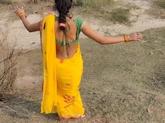 Indian 18 Years Old Village Outdoor Sex in Khet Natural Big Ass Outdoor Sex in Khet-natural-big-ass-show-in-clear-hindi-voice