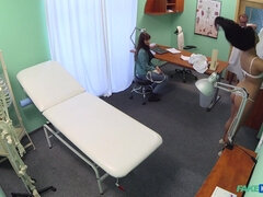 Enthousiasteling, Pijpbeurt, Tsjechisch, Spijkerbroeken, Kut duiken, Sokken, Tieten likken, Uniformpje