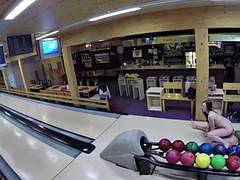 hunt4k. sex in a bowling place - i've got strike!