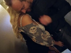 Lízanie análu, Blondína, Na psíka, Honění, Hardcore, Obrovský, Milf  mčbp, Pička