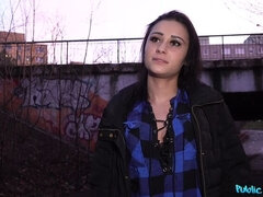 Czarny, Obciąganie, Wytrysk, Dżinsy, Naturalne cycki, Na wolnym powietrzu, Publiczny, Tatuaż