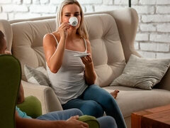 Ερασιτέχνης, Μεγάλος πούτσος, Πίπα, Φυσικά βυζιά, Κοκκαλιάρης, Έφηβος, Βυζιά