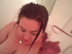Sexy BBW Takes a Shower