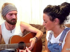 엉덩이, 큰 음경, 흑갈색 머리, 사정 샷, 독일인, 하드코어, 밀프, 엄마