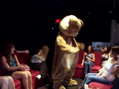 Velké péro, Nazí chlapi, Tanec, Skupina, Hd, Mezirasové, Milf žcbp, Párty