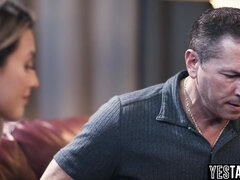 큰 음경, 금발의, 오랄섹스, 나체, 보지, 현실, 거칠게, 젖은